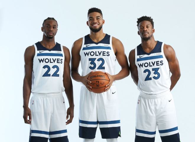 关键人物与 关键人物与